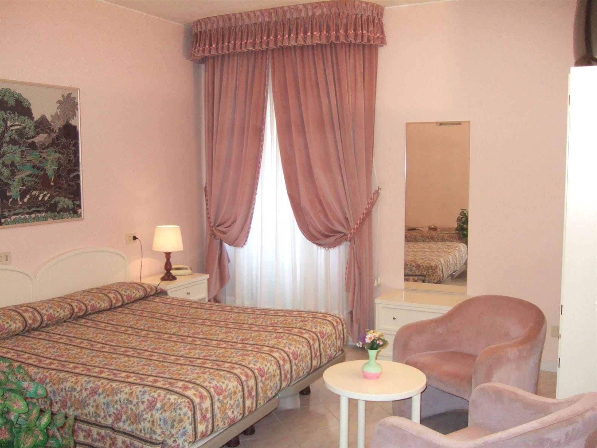 Hotel La Torre 3*